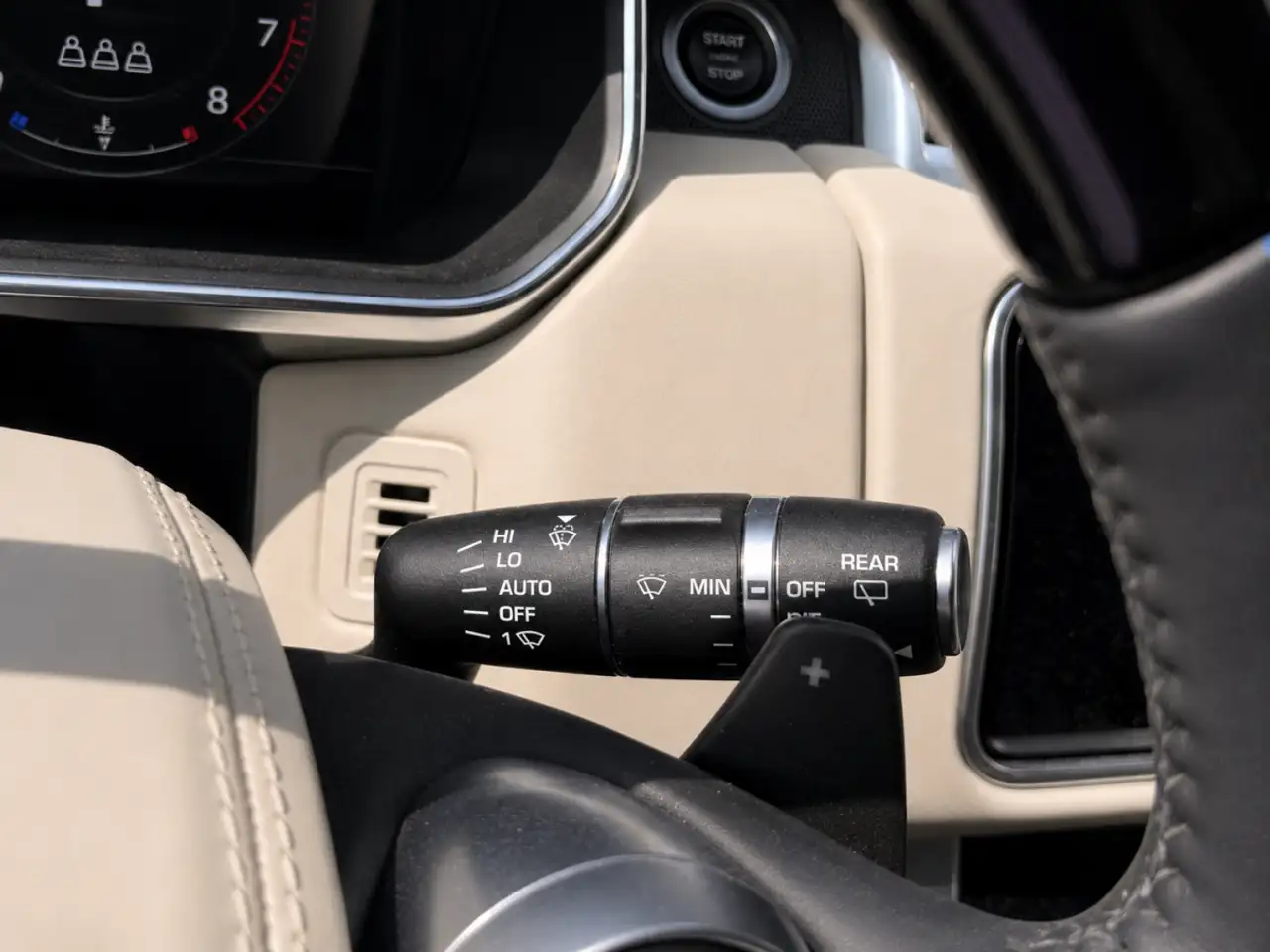Land Rover Range Rover - Image 19