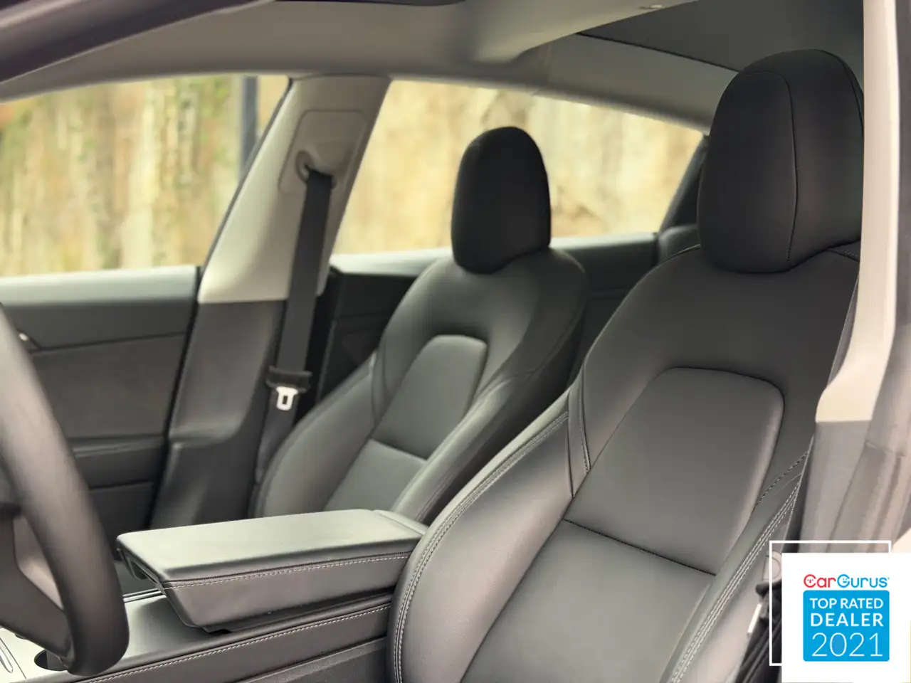 Tesla Model 3 - Image 11