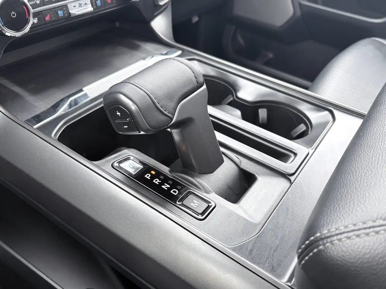 Ford F-150 - Image 25