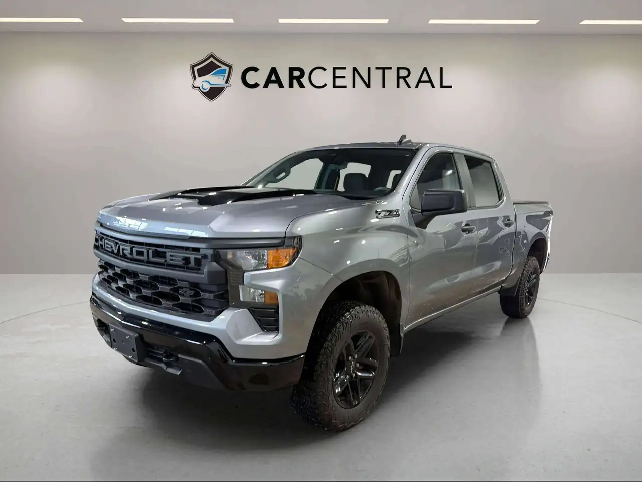 Chevrolet Silverado 1500 - Image 1