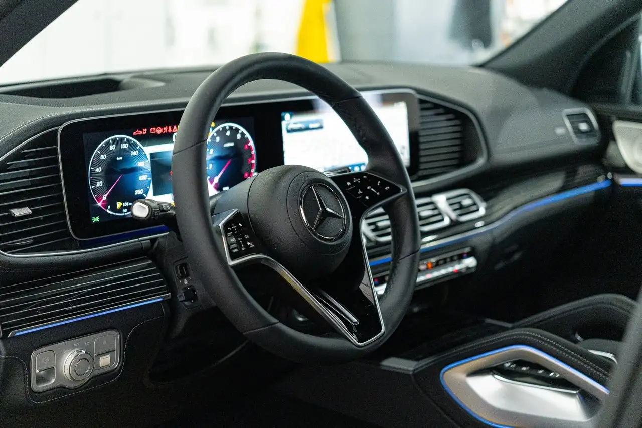 Mercedes-Benz GLE - Image 8