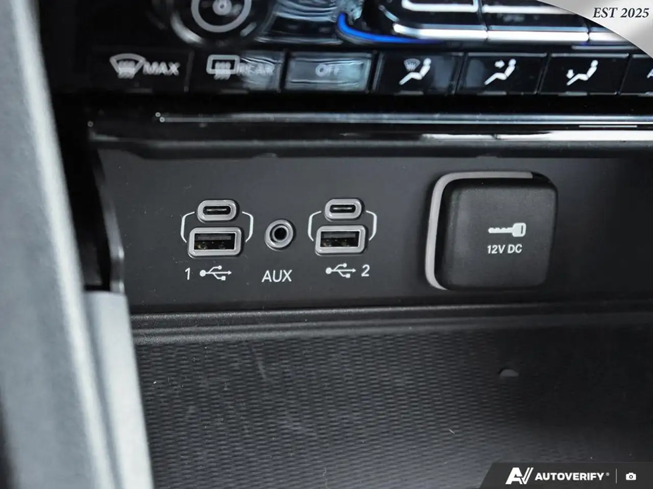 Jeep Grand Cherokee - Image 23