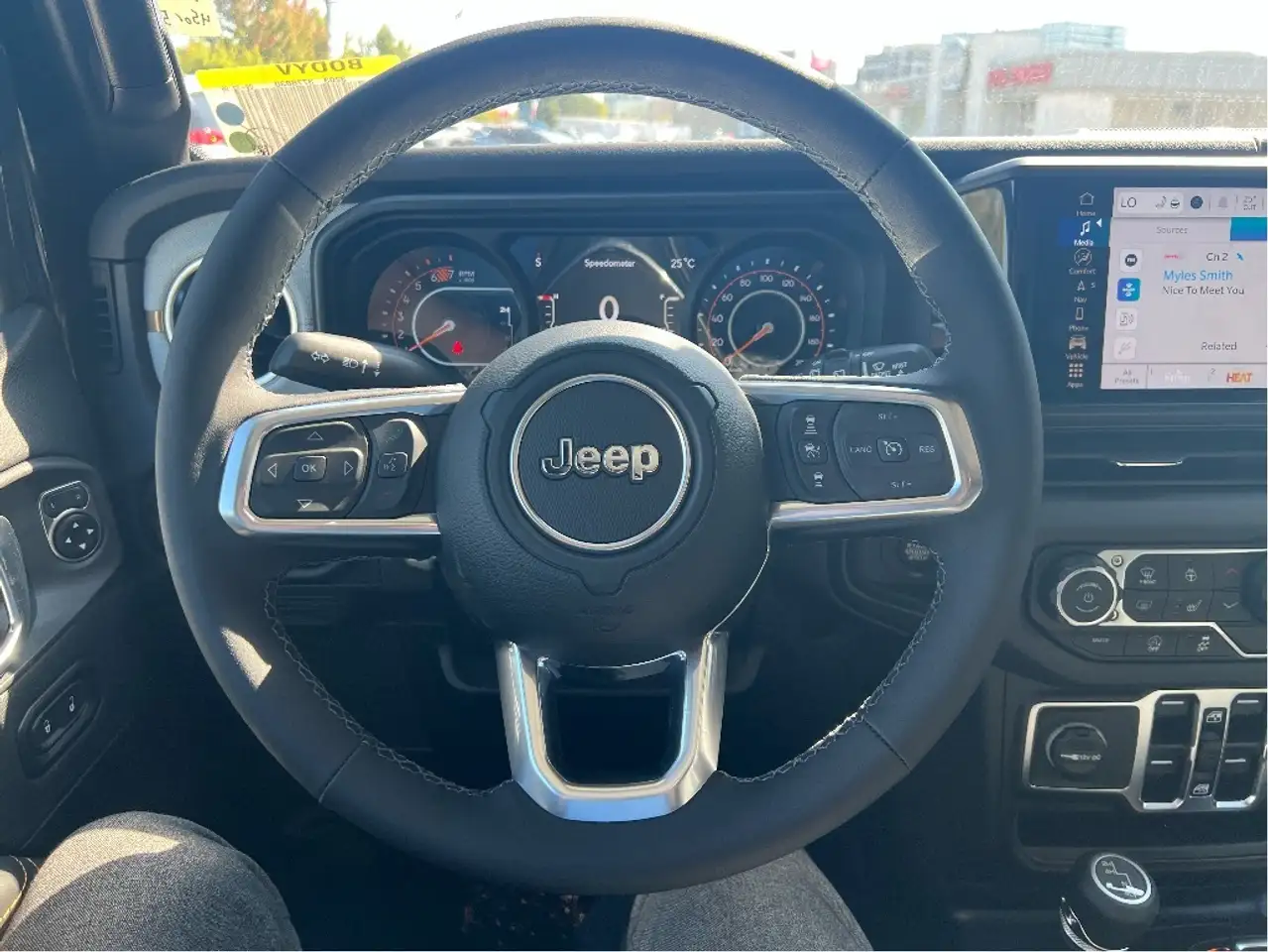 Jeep Wrangler - Image 16