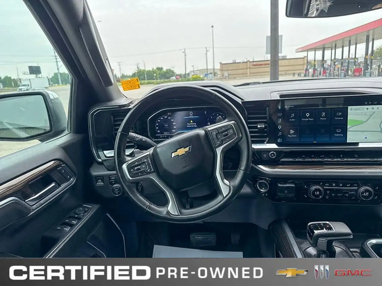 Chevrolet Silverado 1500 - Image 11