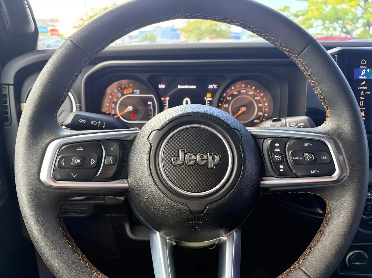 Jeep Wrangler - Image 4