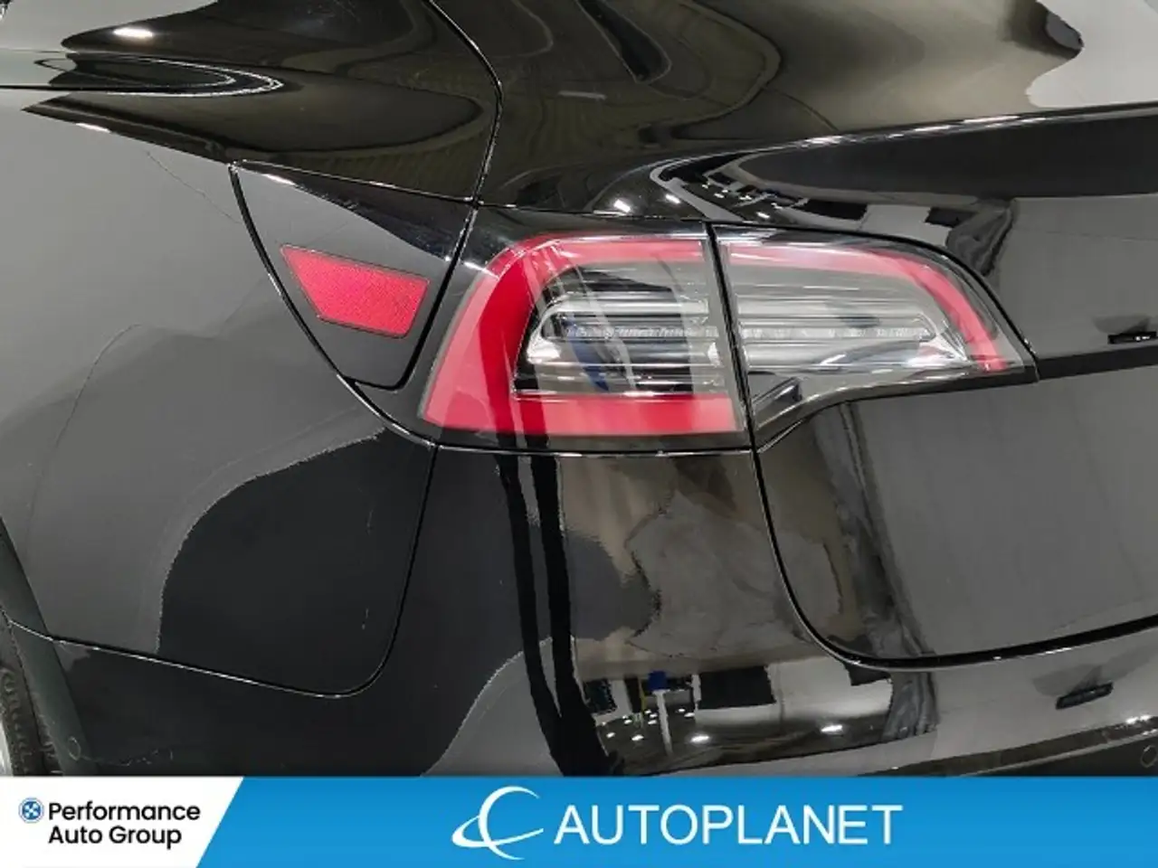 Tesla Model 3 - Image 21