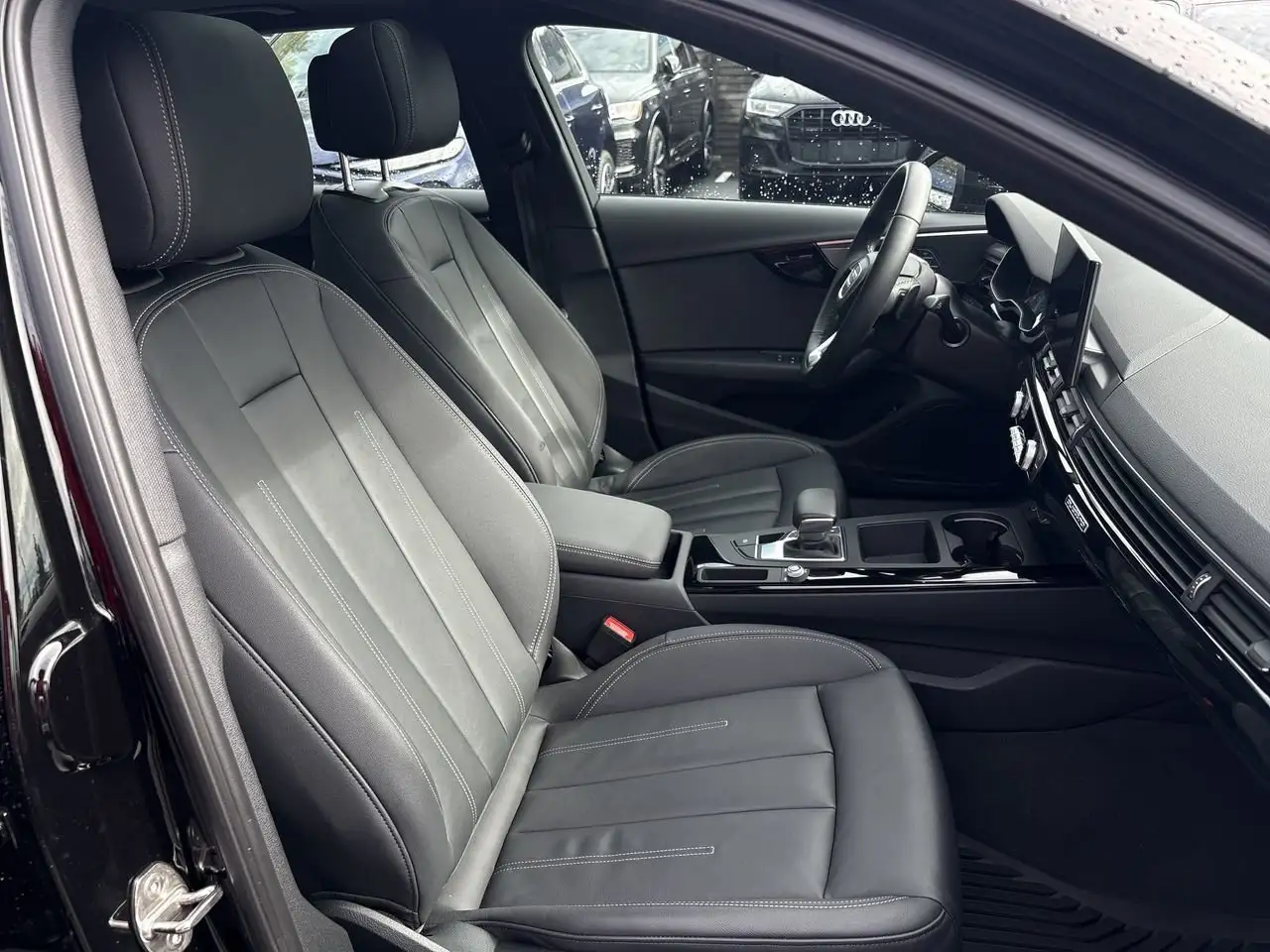 Audi A4 - Image 31