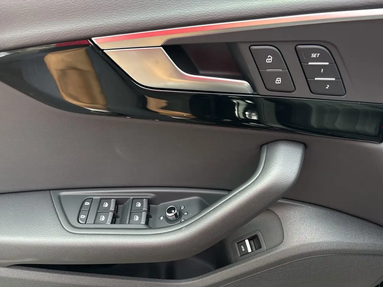 Audi A4 - Image 21