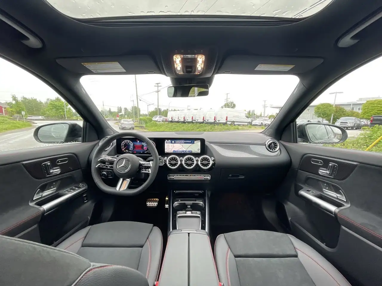 Mercedes-Benz GLA - Image 18