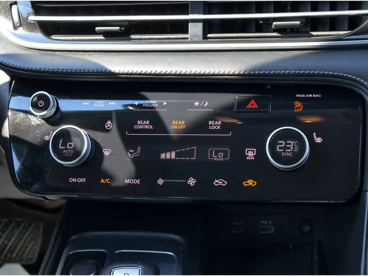 Infiniti QX60 - Image 21