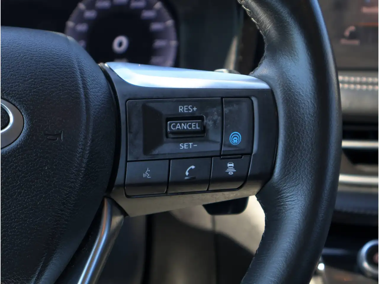 Infiniti QX60 - Image 25