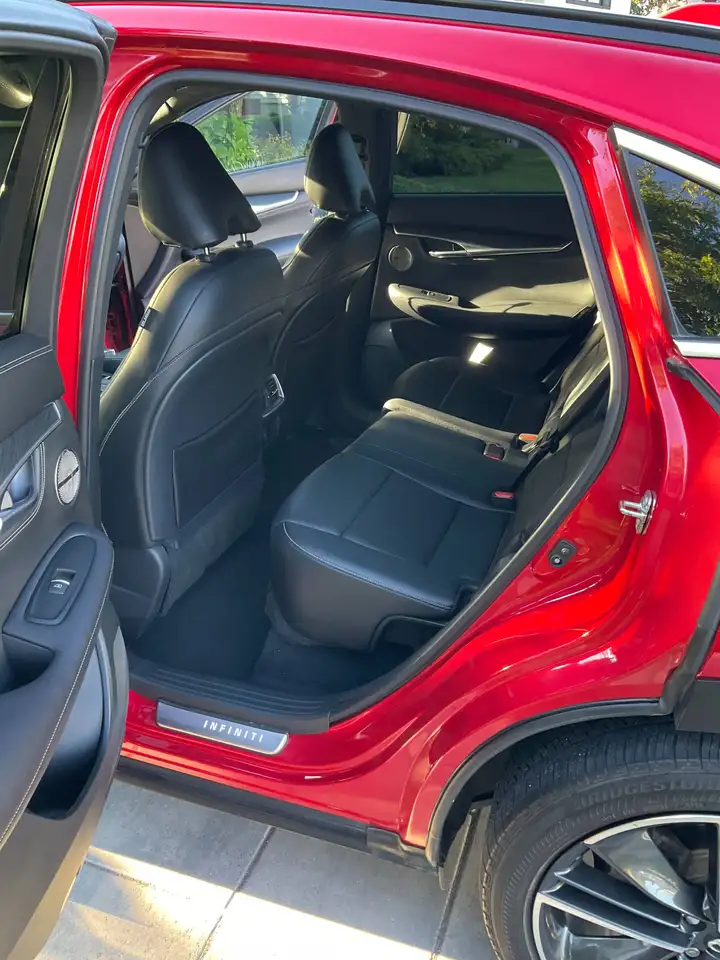 Infiniti QX55 - Image 8