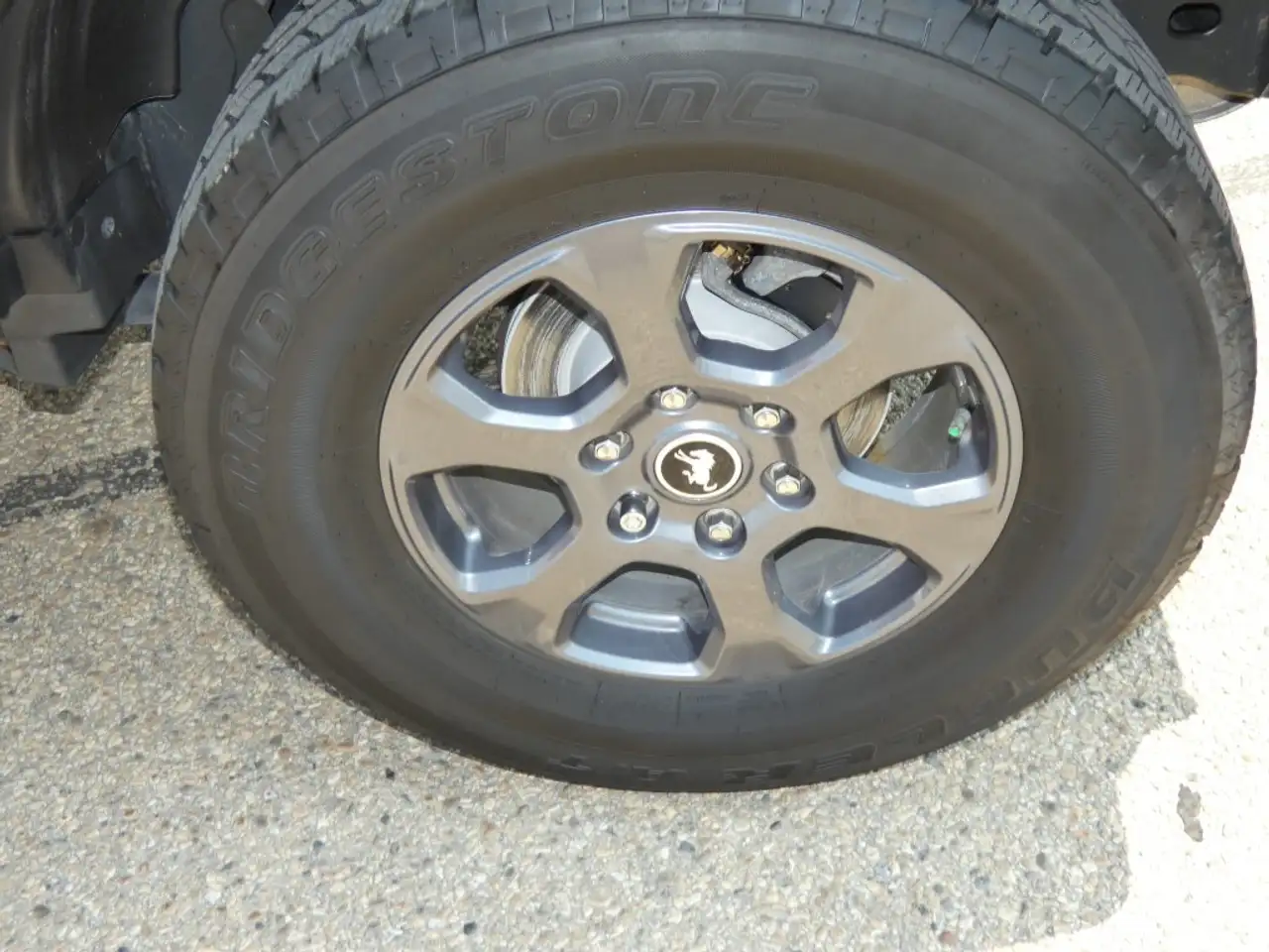 Ford Bronco - Image 24