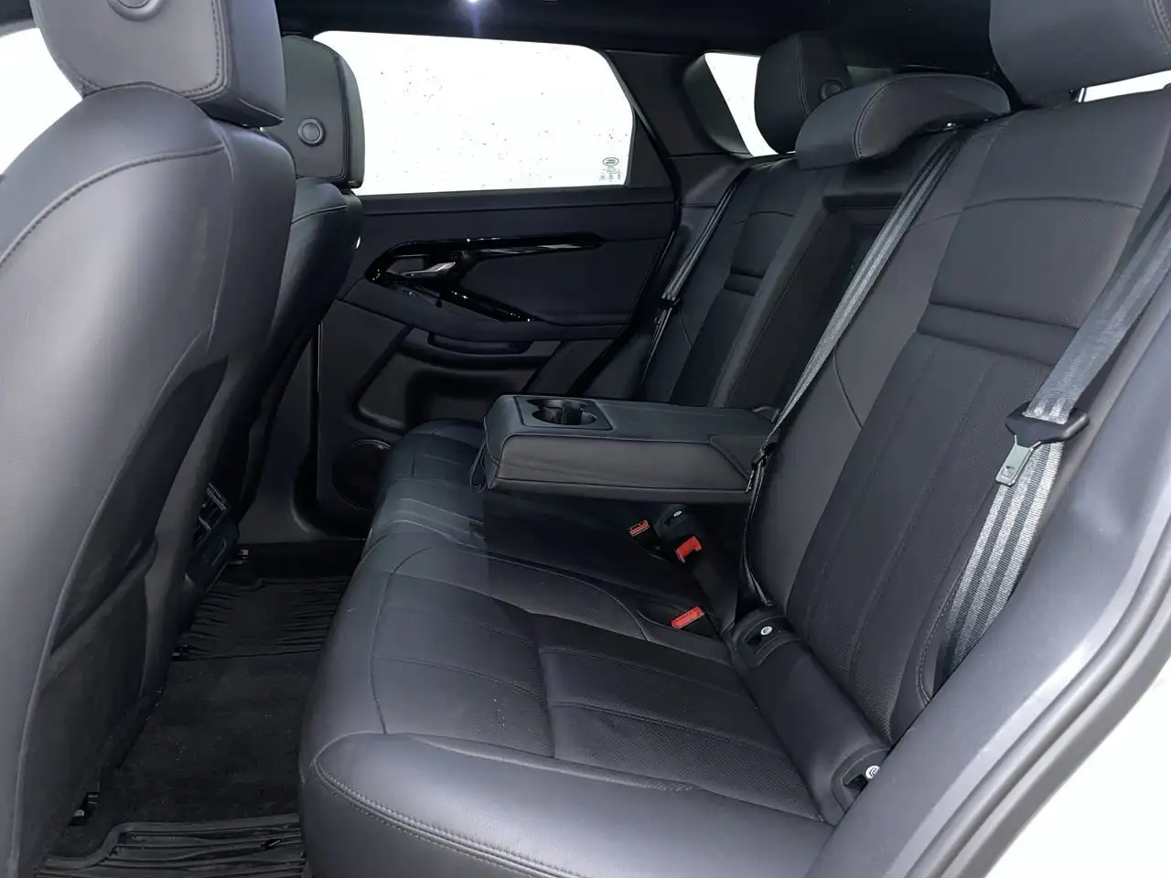 Land Rover Range Rover Evoque - Image 31