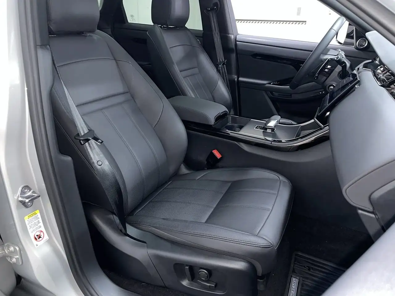 Land Rover Range Rover Evoque - Image 33
