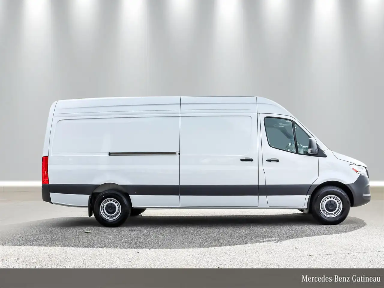 Mercedes-Benz Sprinter - Image 4