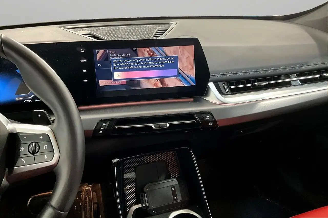BMW X1 - Image 9