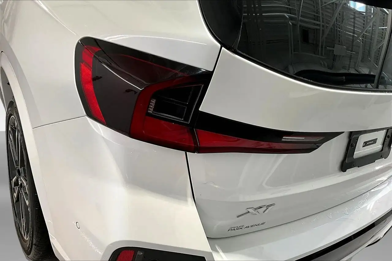 BMW X1 - Image 21