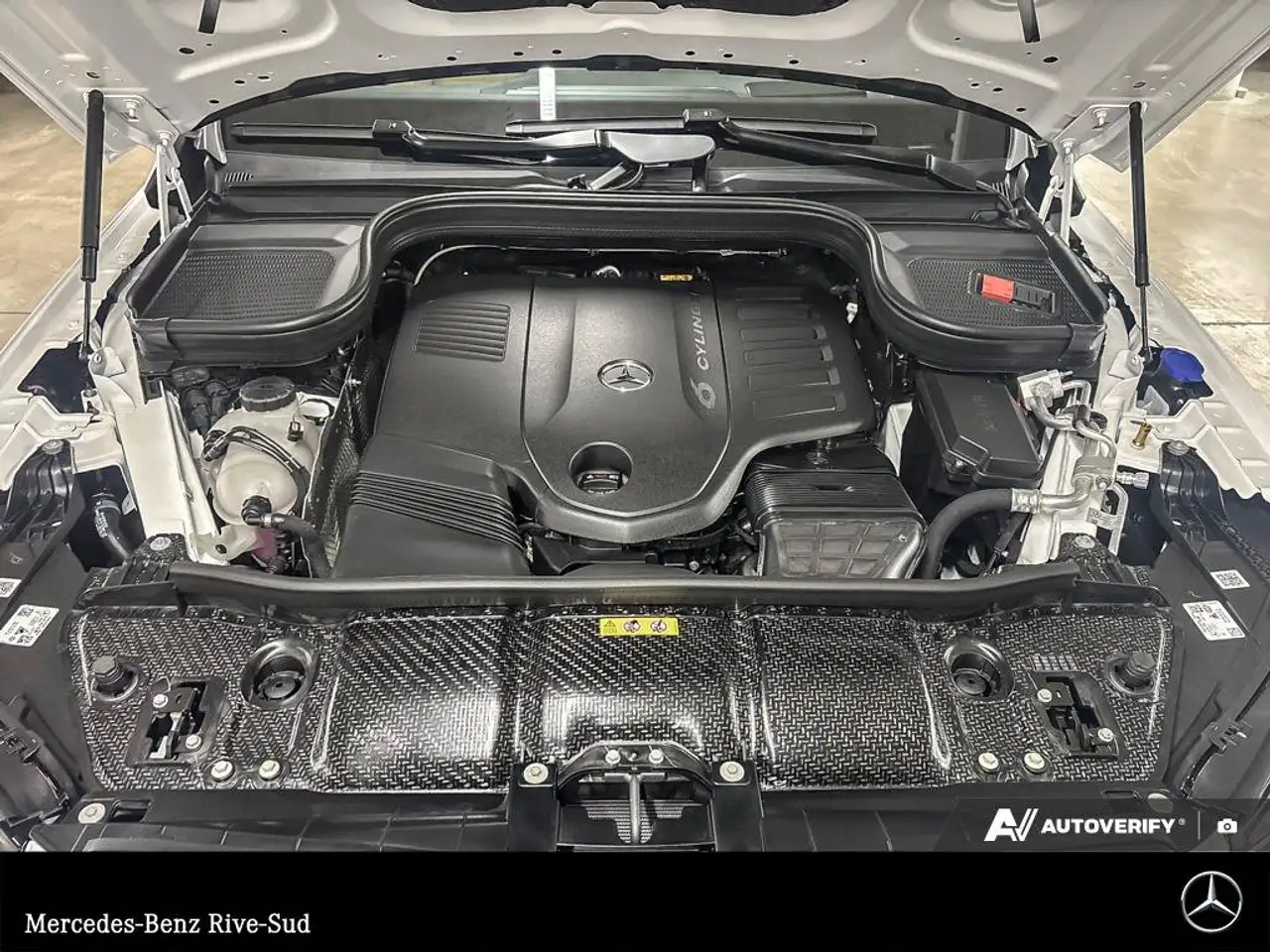 Mercedes-Benz GLE - Image 20
