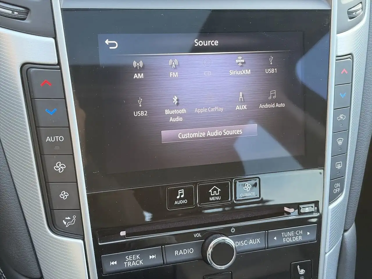 Infiniti Q50 - Image 24