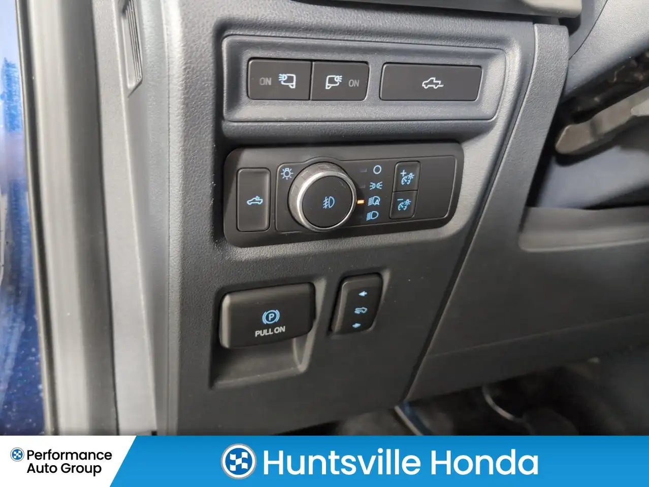Ford F-150 - Image 17