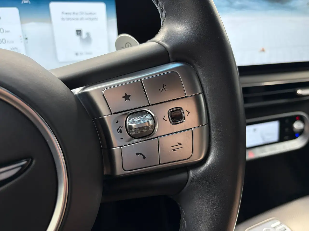 Genesis GV60 - Image 21