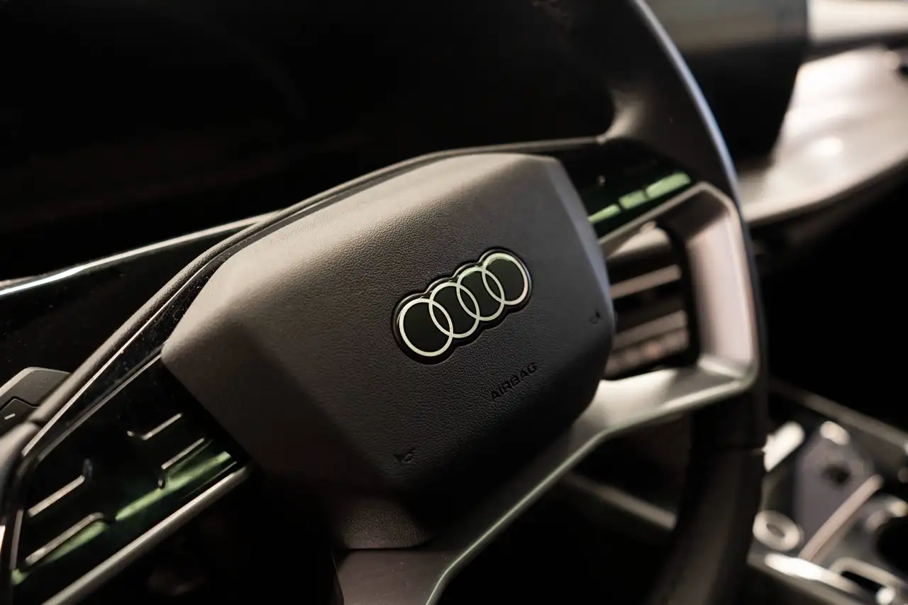Audi Q3 - Image 11