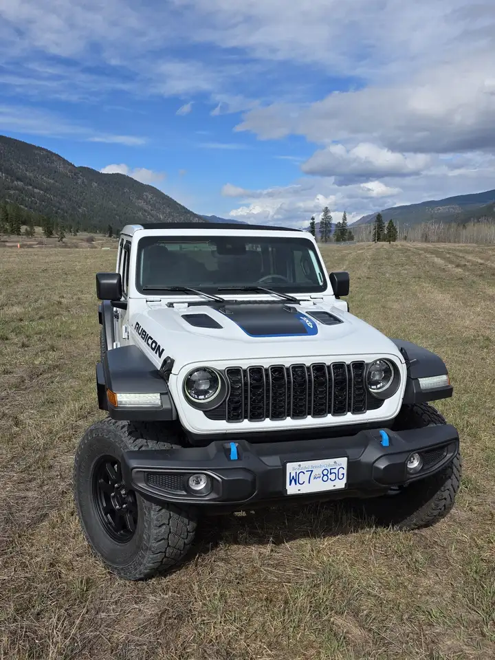 Jeep Wrangler - Image 2