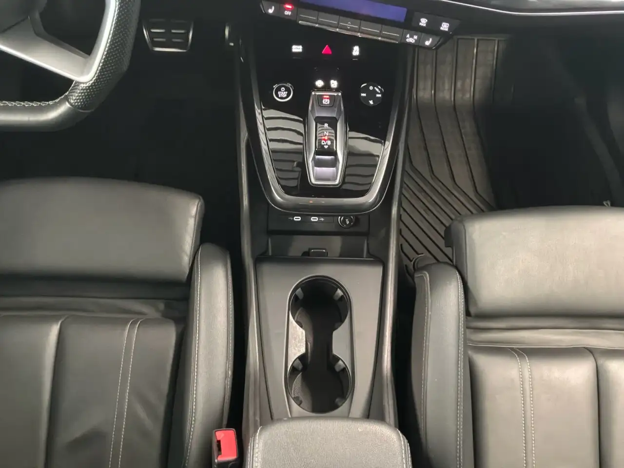 Audi Q4 e-tron - Image 22