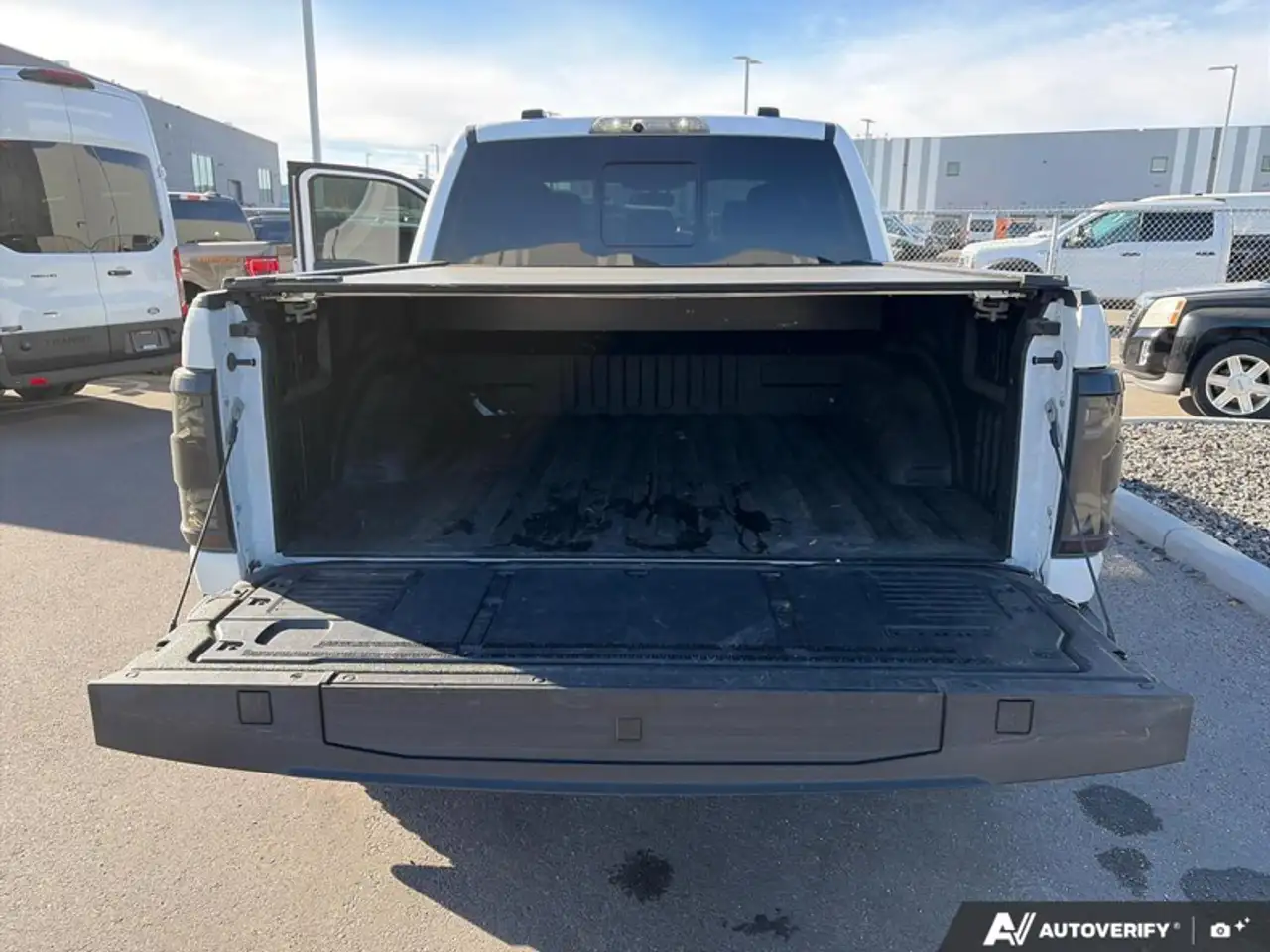 Ford F-150 - Image 11