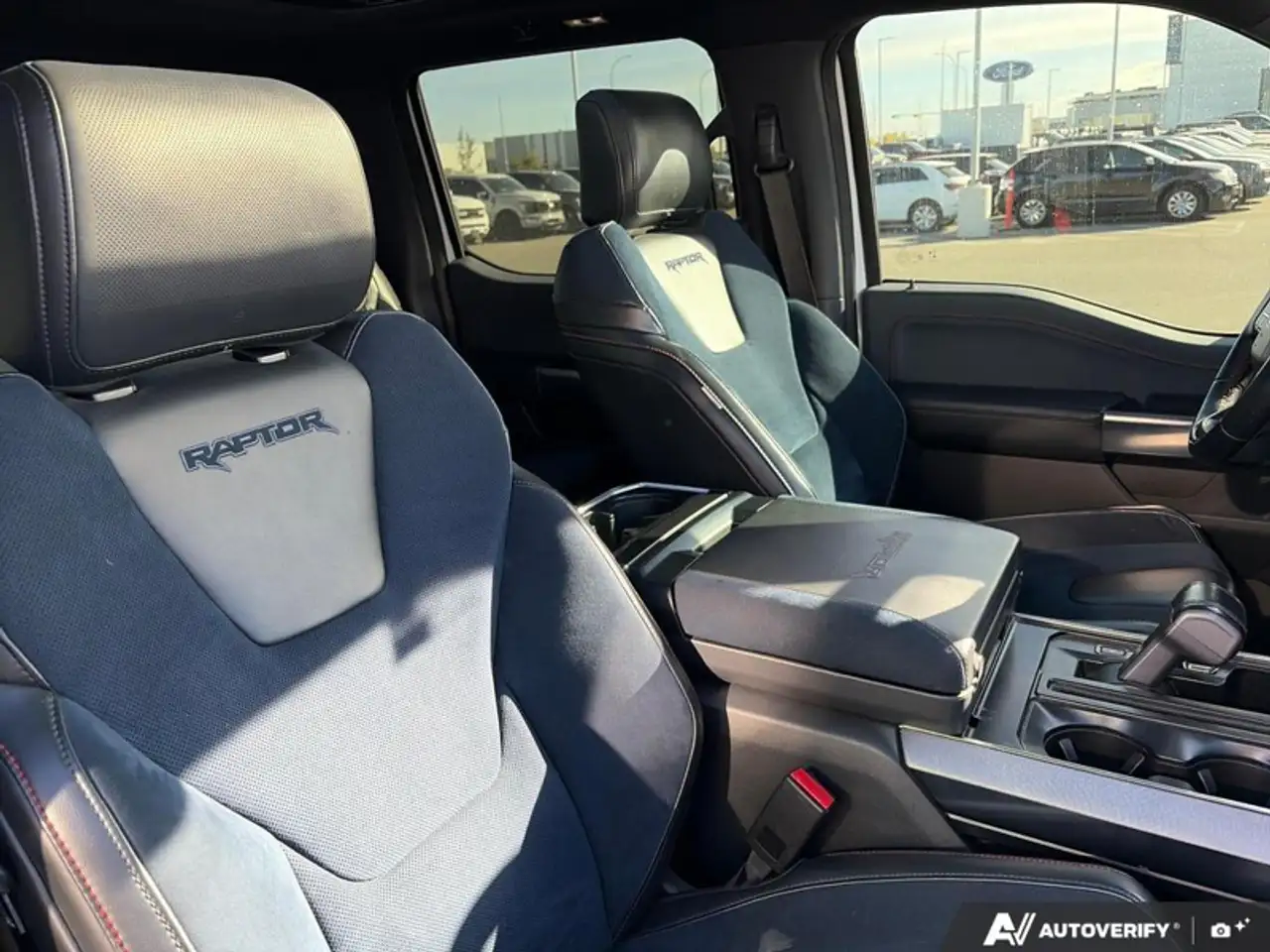 Ford F-150 - Image 21