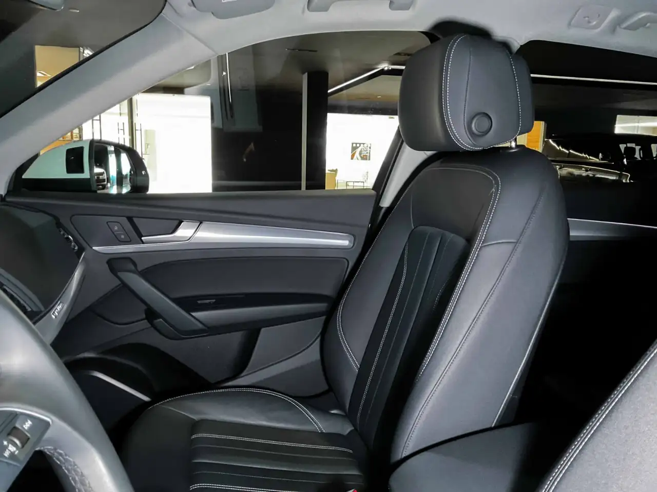Audi Q5 - Image 19
