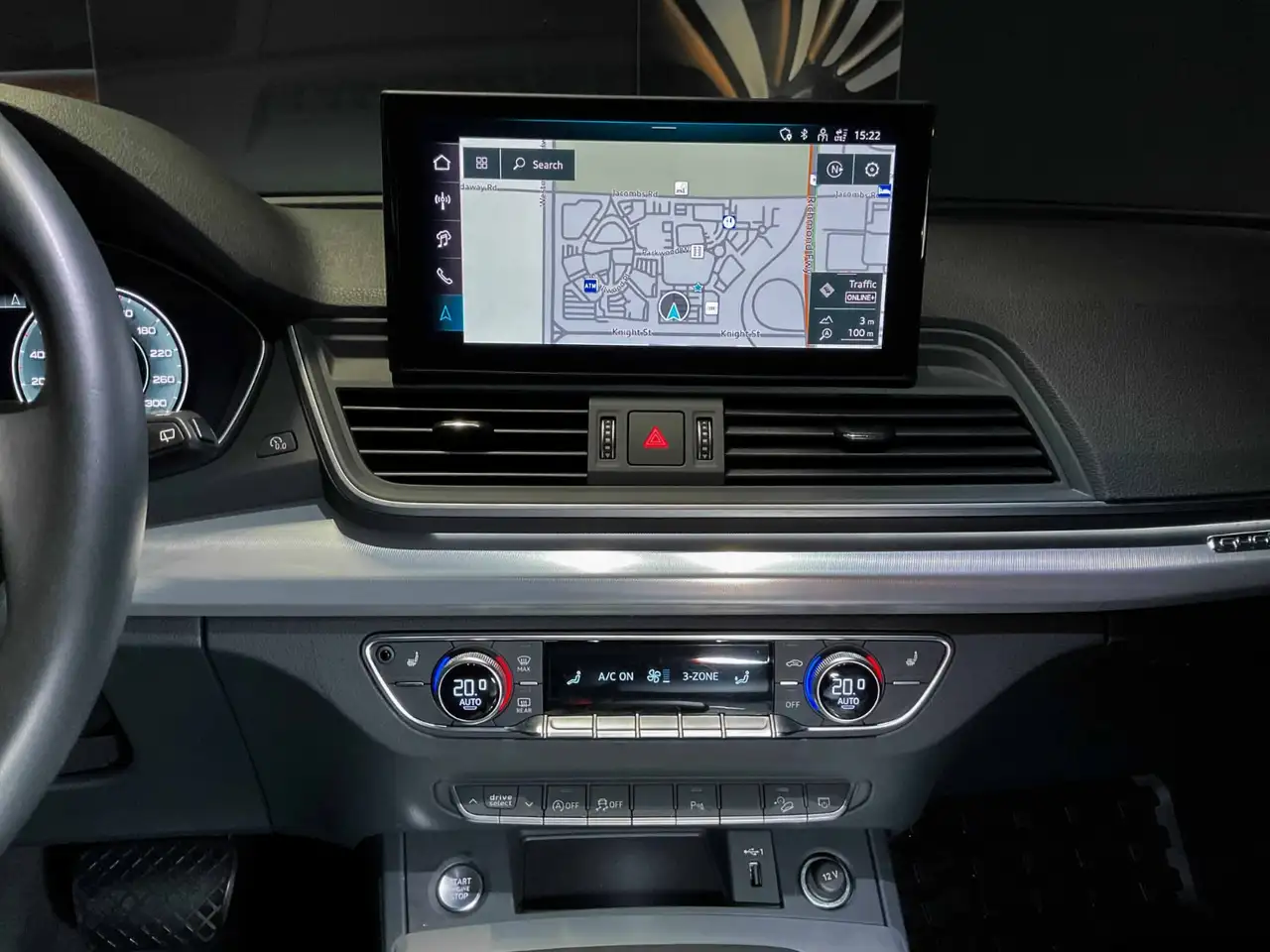 Audi Q5 - Image 17