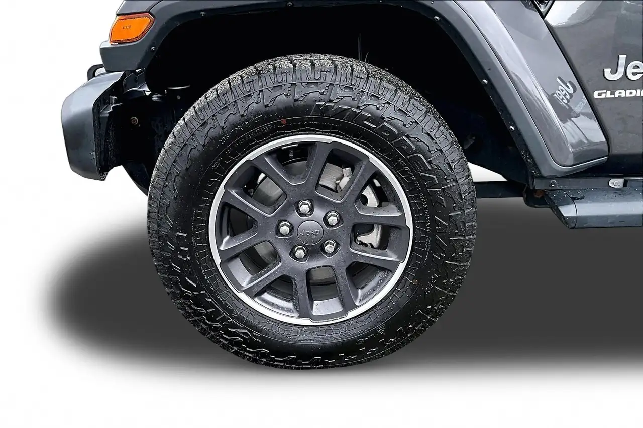 Jeep Gladiator - Image 35