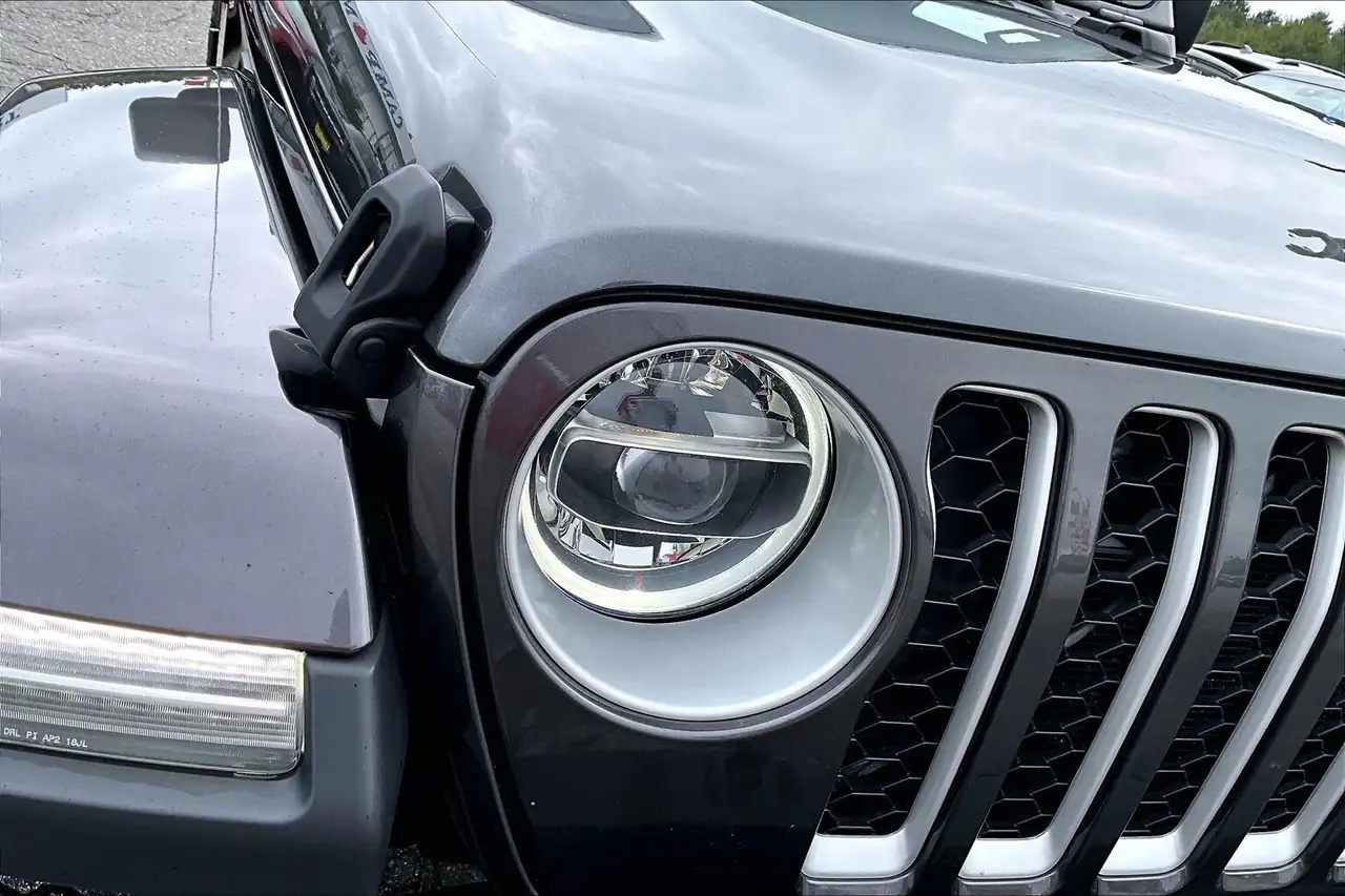 Jeep Gladiator - Image 29