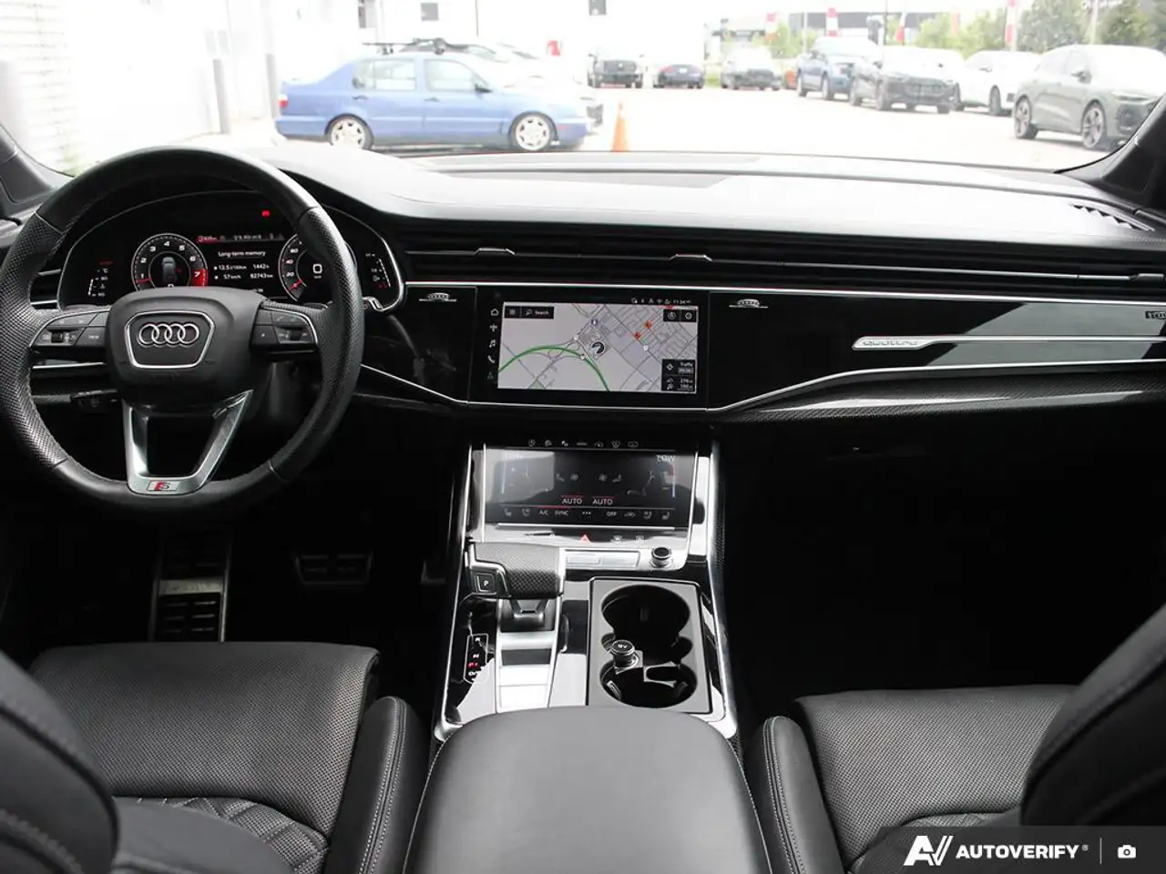 Audi SQ7 - Image 11