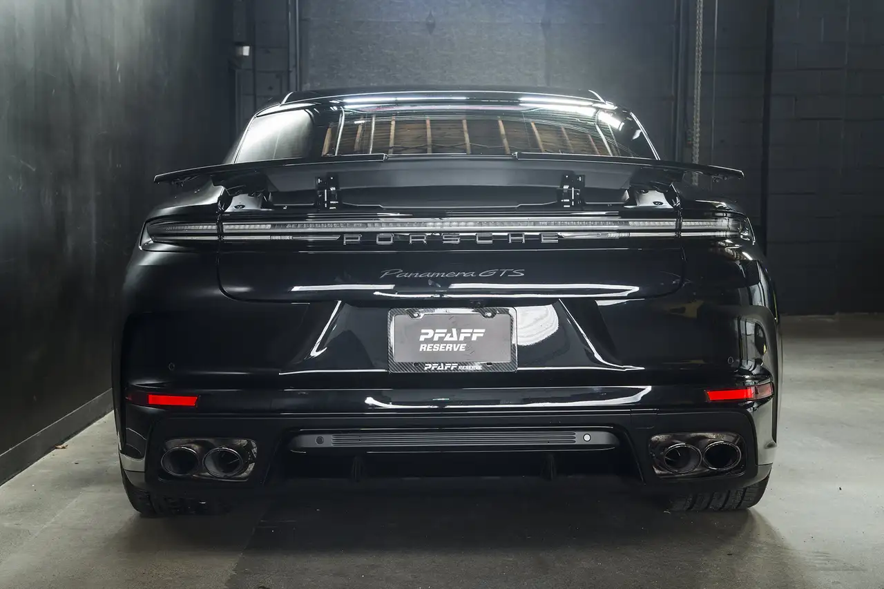 Porsche Panamera - Image 4