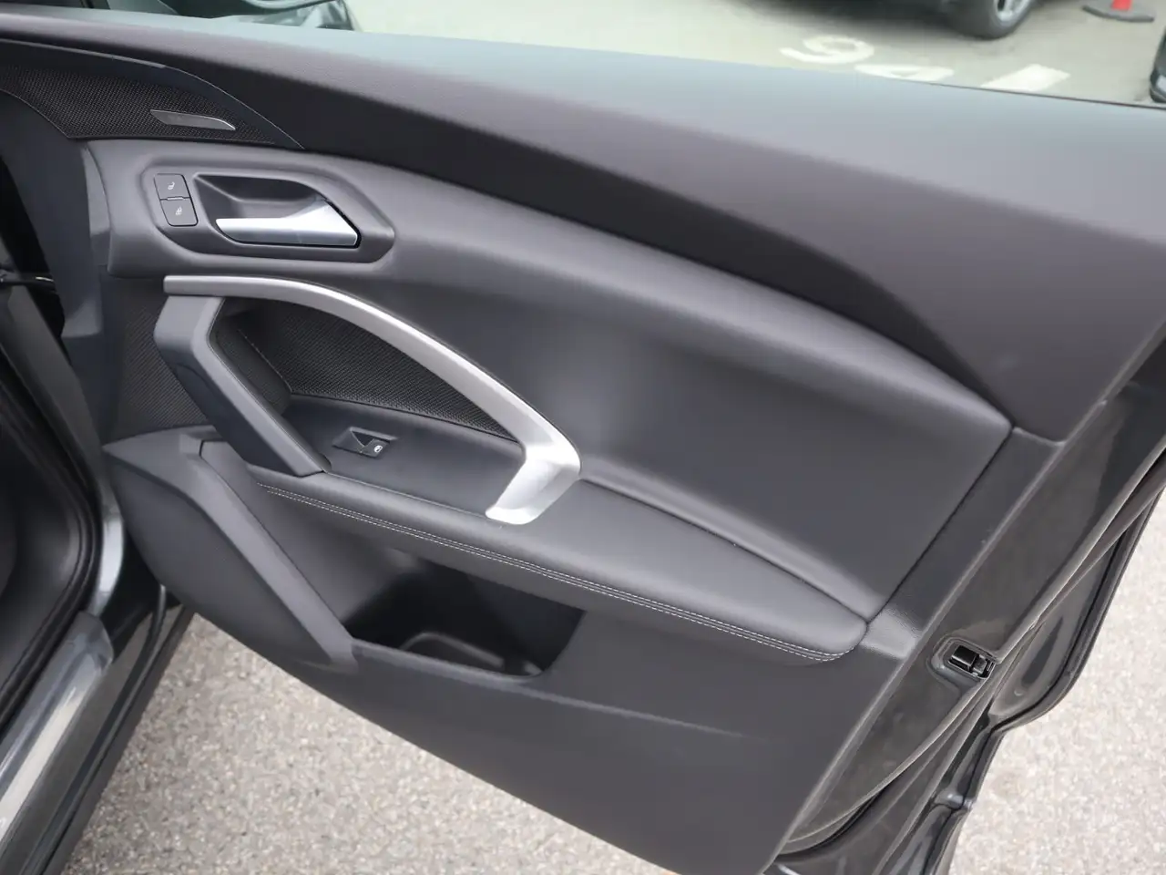 Audi Q5 - Image 16