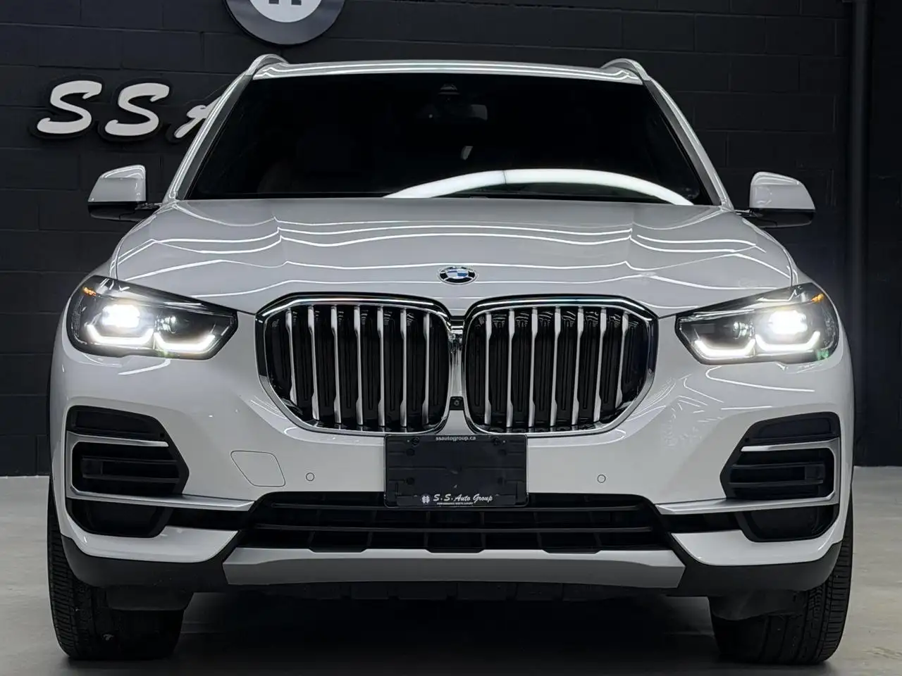 BMW X5 - Image 2