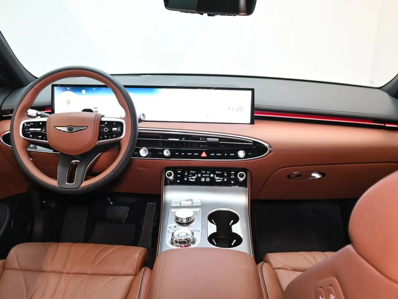 Genesis GV70 - Image 20
