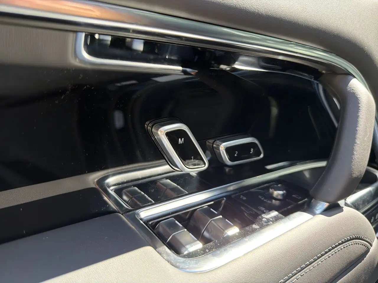 Land Rover Range Rover - Image 9