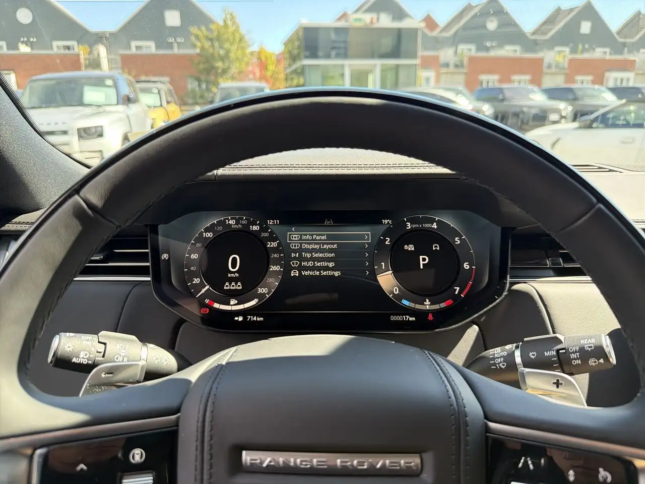 Land Rover Range Rover - Image 12