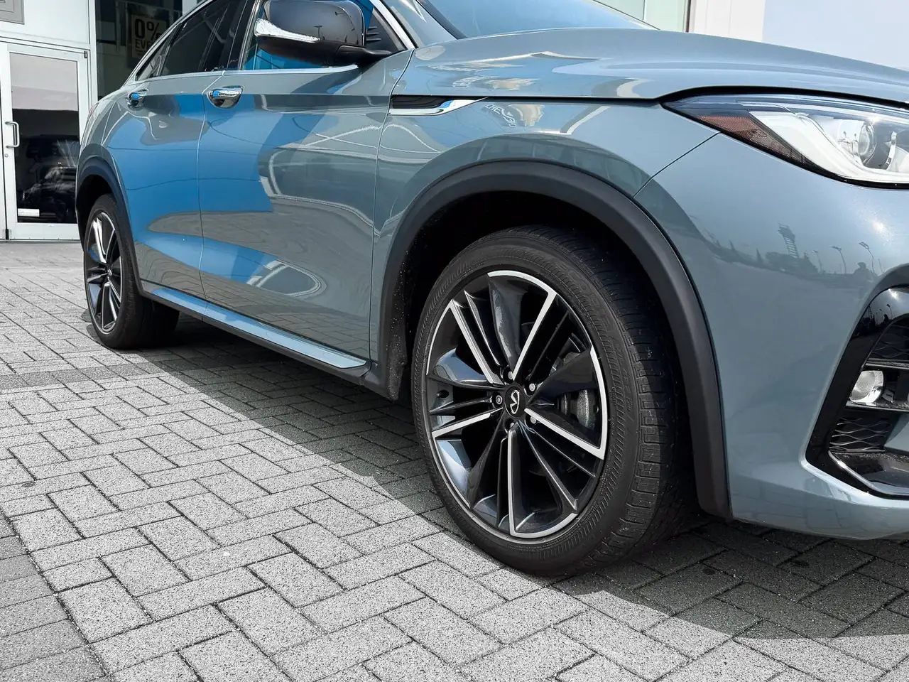 Infiniti QX55 - Image 22