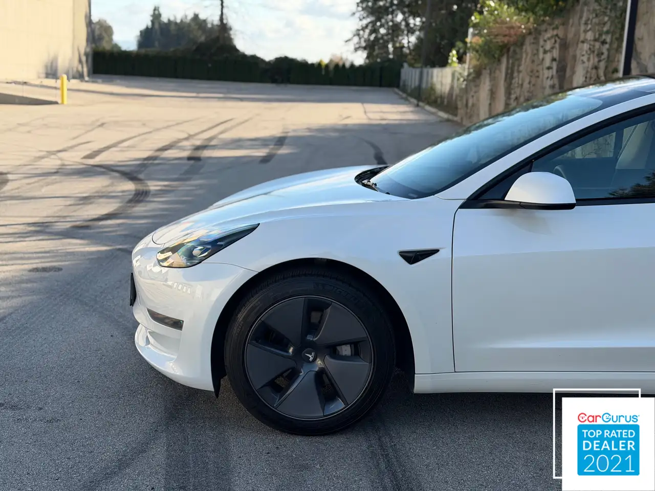 Tesla Model 3 - Image 4