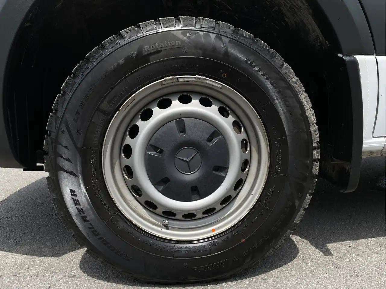 Mercedes-Benz Sprinter - Image 19