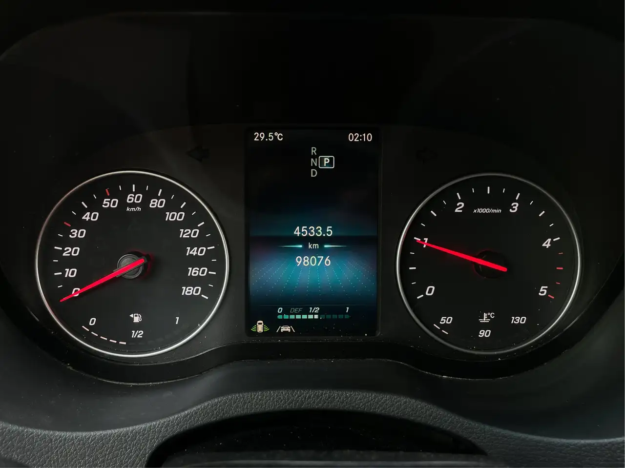 Mercedes-Benz Sprinter - Image 15