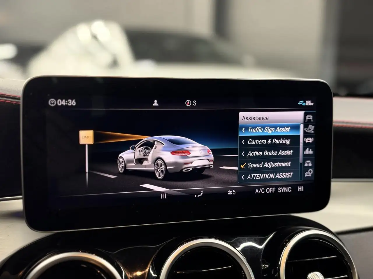 Mercedes-Benz C-Class - Image 18