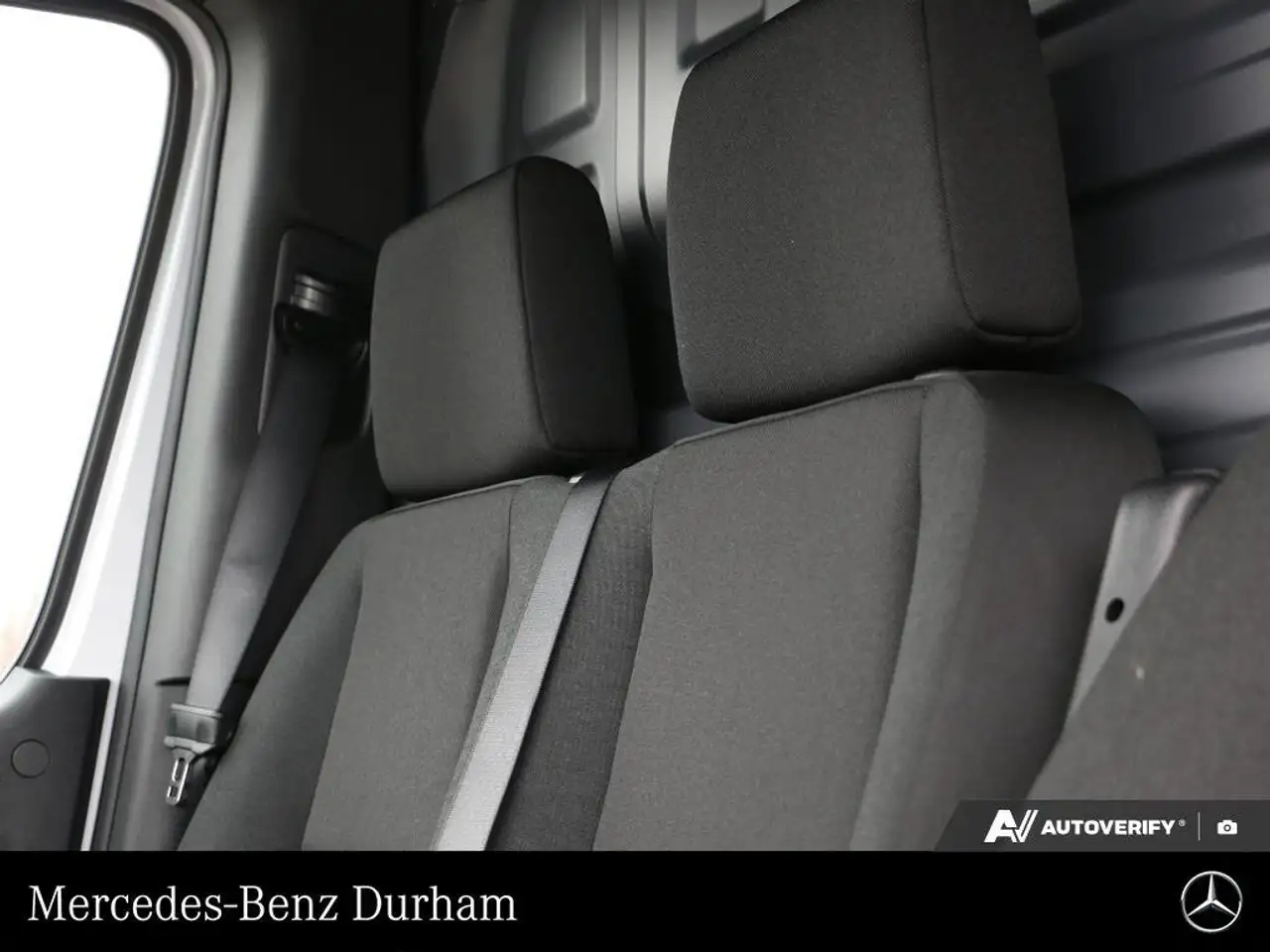 Mercedes-Benz Sprinter - Image 23