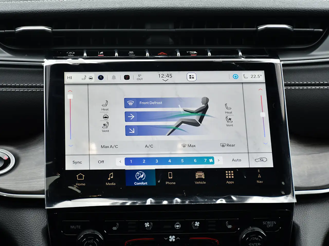 Jeep Grand Cherokee - Image 18