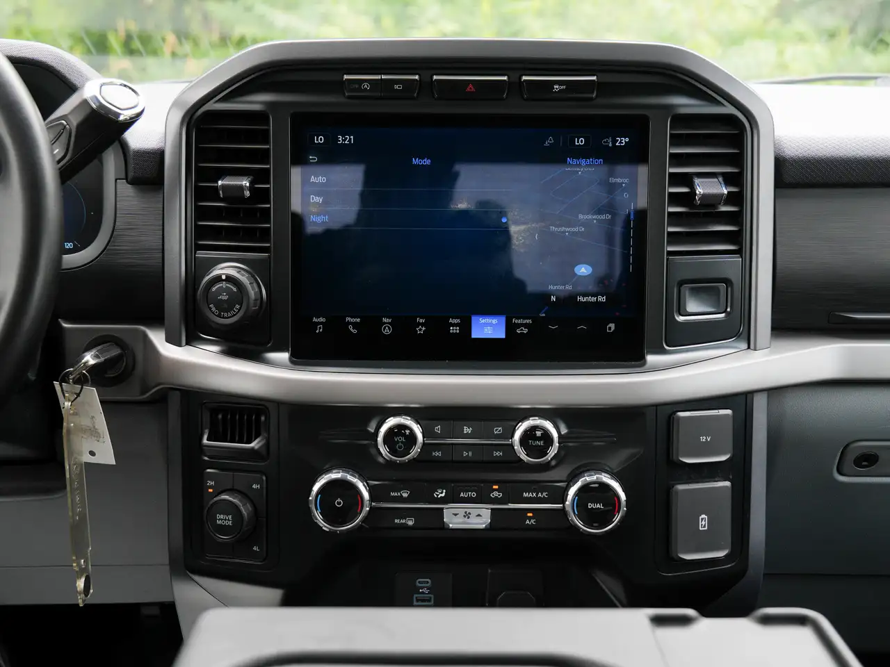 Ford F-150 - Image 33